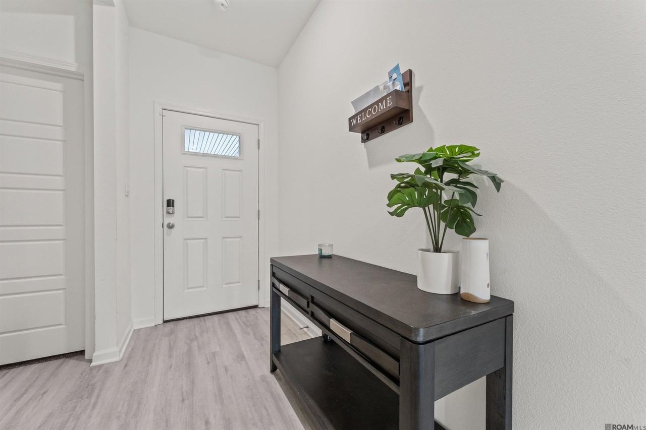 12780 Sweetleaf Ave - Photo 3 of 18