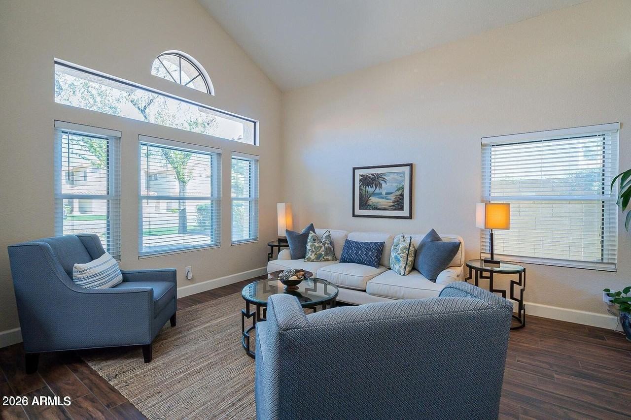 9145 E Jenan Dr - Photo 5 of 28