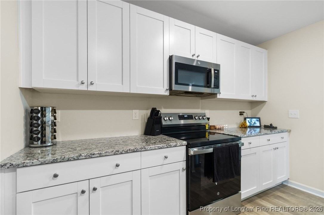 302 Post Ave - Photo 6 of 17