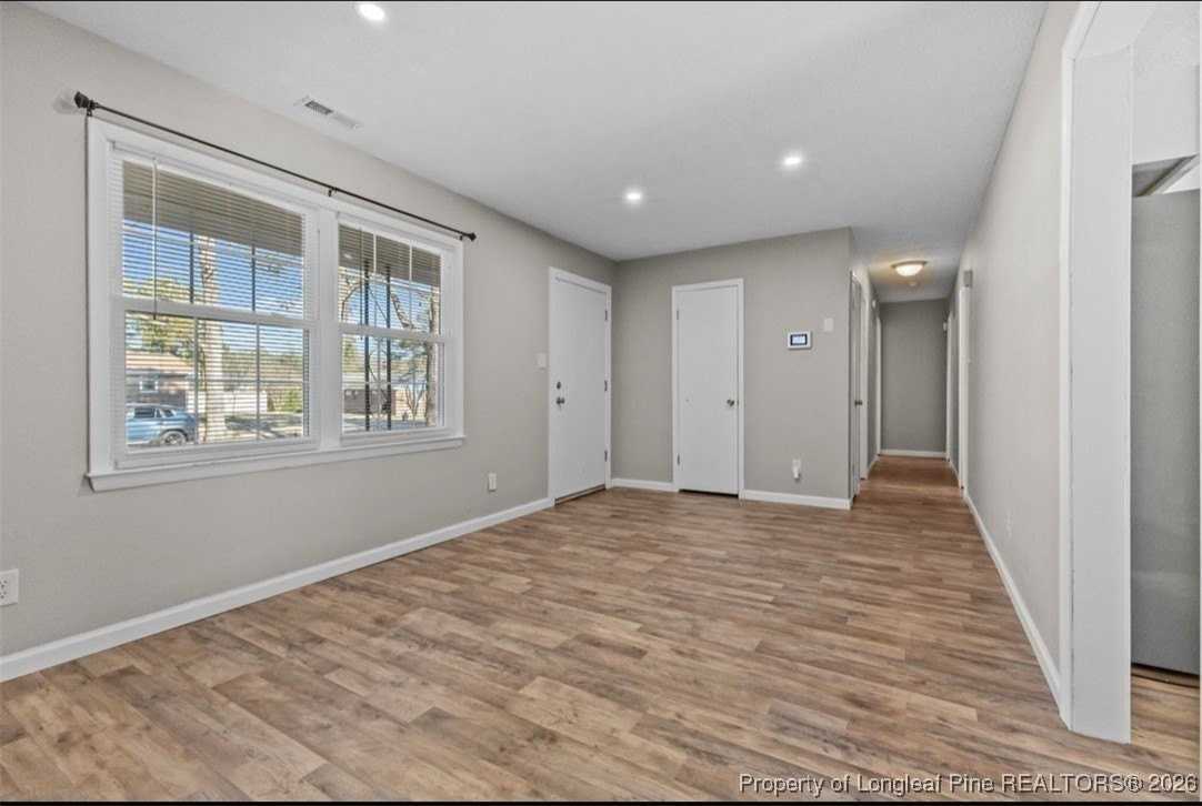 216 Treadway Ct - Photo 7 of 27