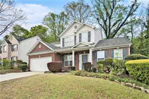 featured image of 2798 Glenlocke Cir Nw