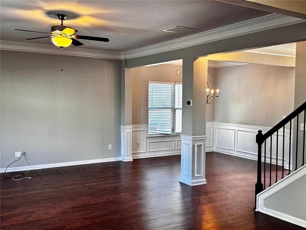 2230 Village Trail Ct - Photo 2 of 12