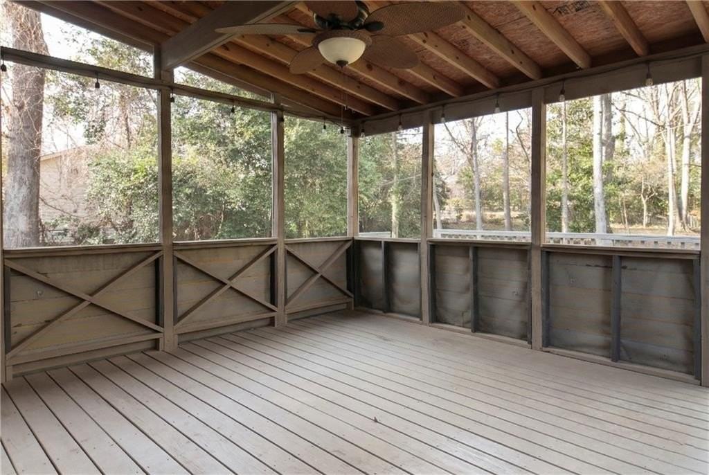 516 Faith St Nw - Photo 7 of 34