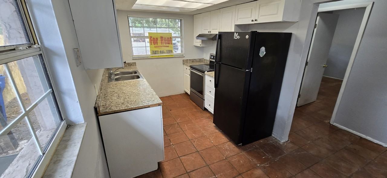 4804B 18th St W #4804B - Photo 4 of 20