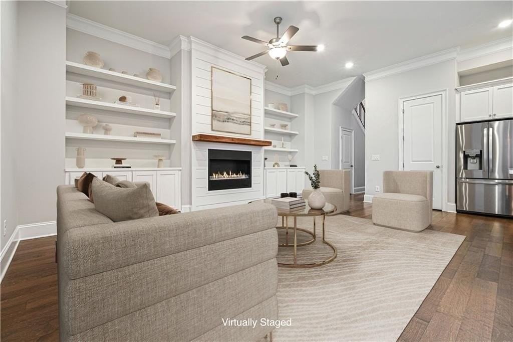 123 Village Green Ave - Photo 7 of 50