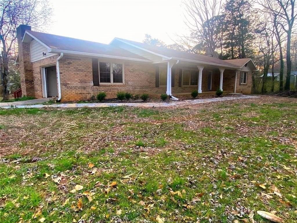 4135 Matt Hwy - Photo 2 of 16