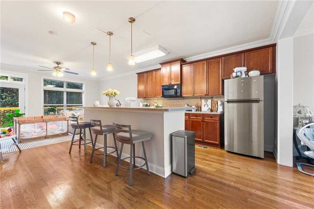 10914 Gallier St - Photo 6 of 23