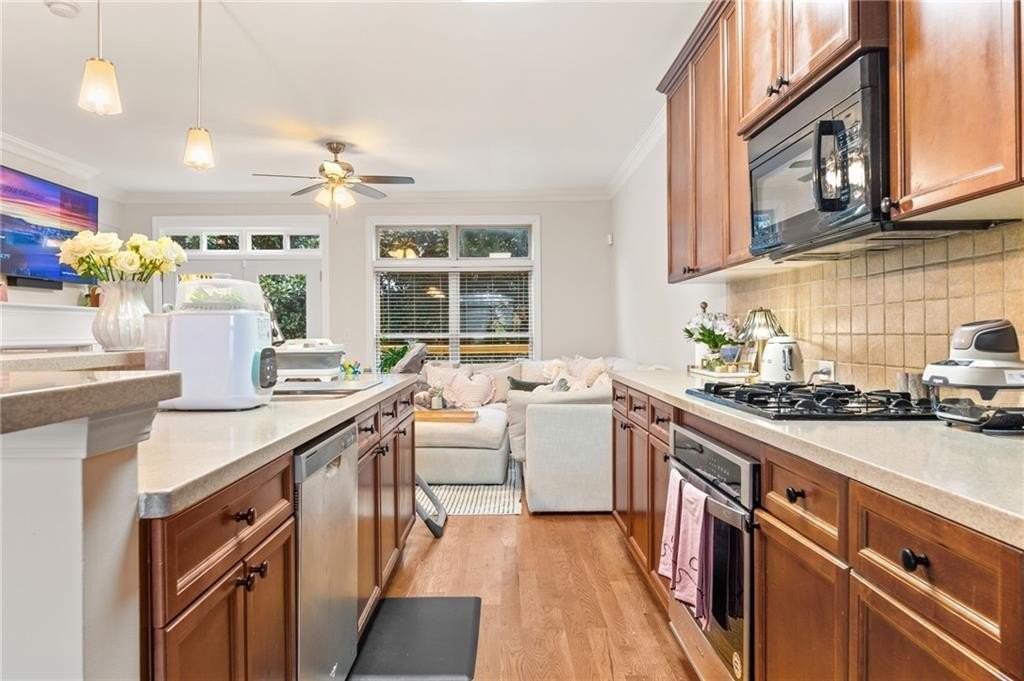 10914 Gallier St - Photo 7 of 23