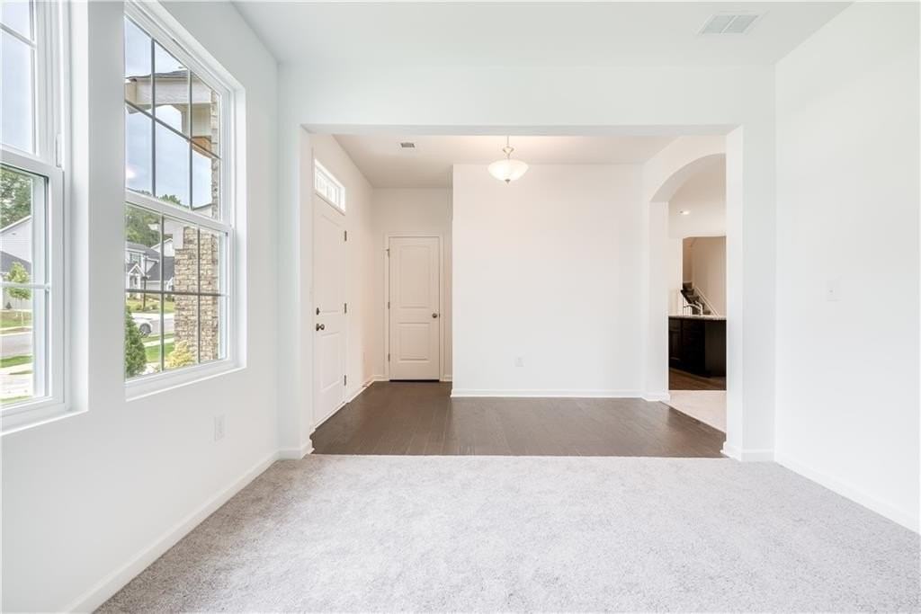 1377R Liberty Park Dr - Photo 4 of 38