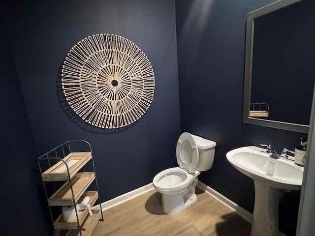 6724 Leigh St - Photo 7 of 26