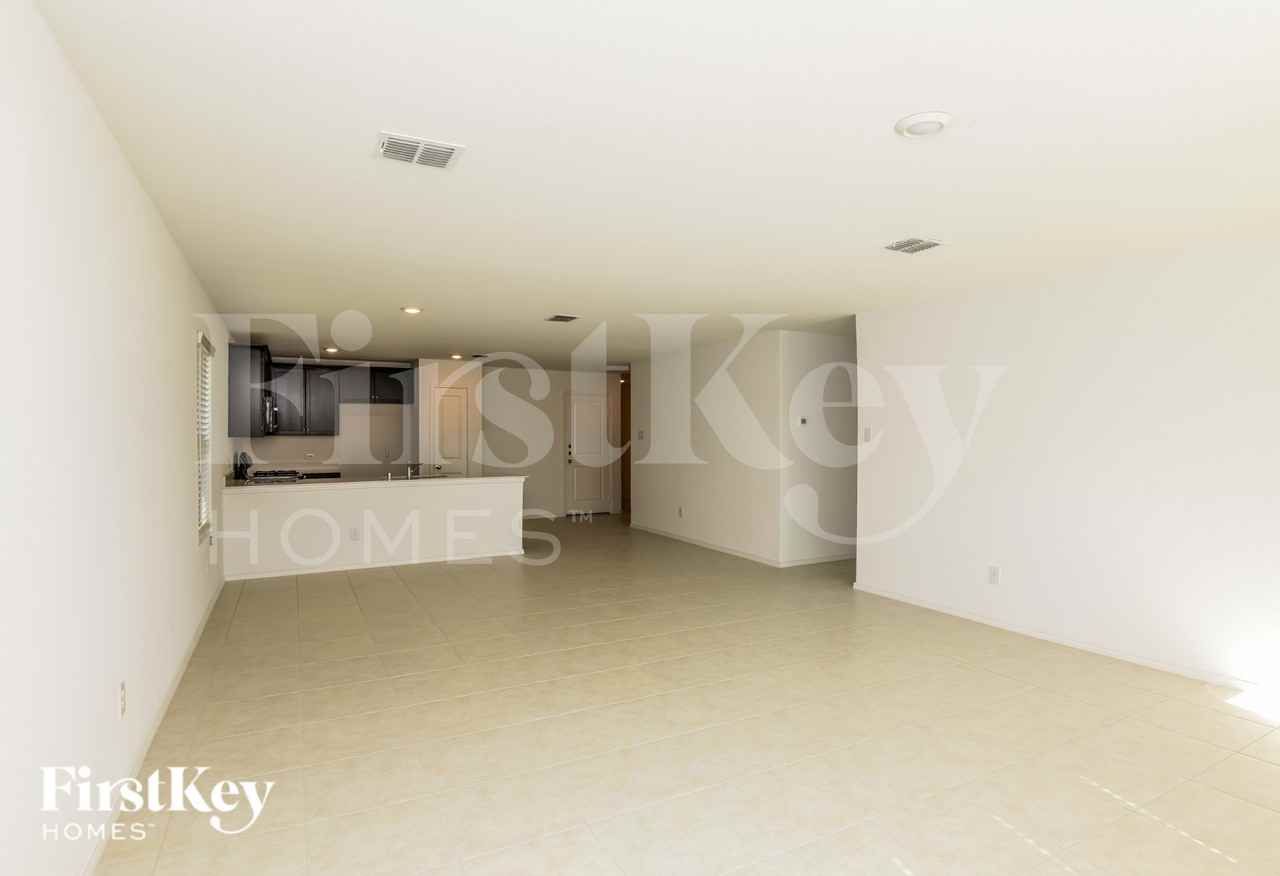 337 Ranchito Pass - Photo 2 of 15