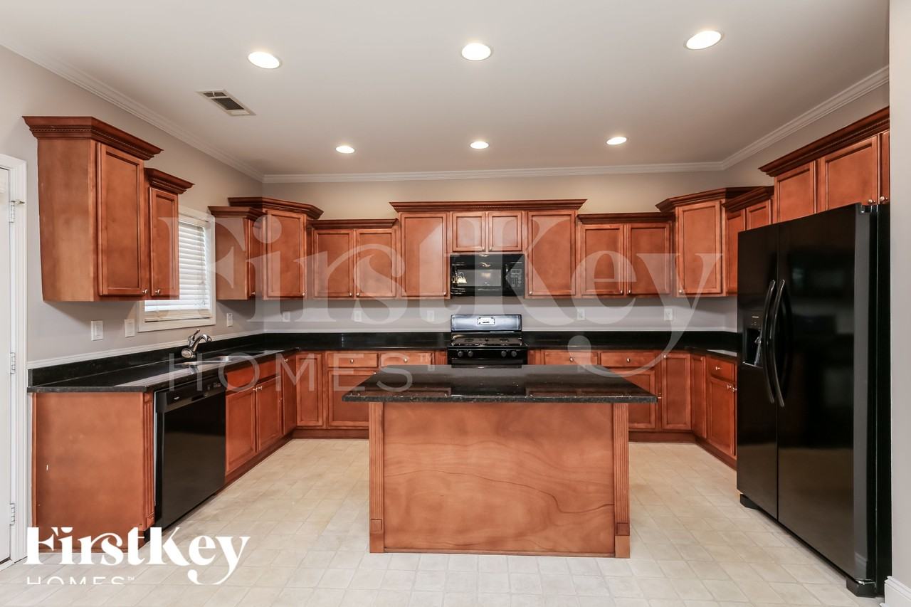 1097 Scenic Park Trl - Photo 7 of 18