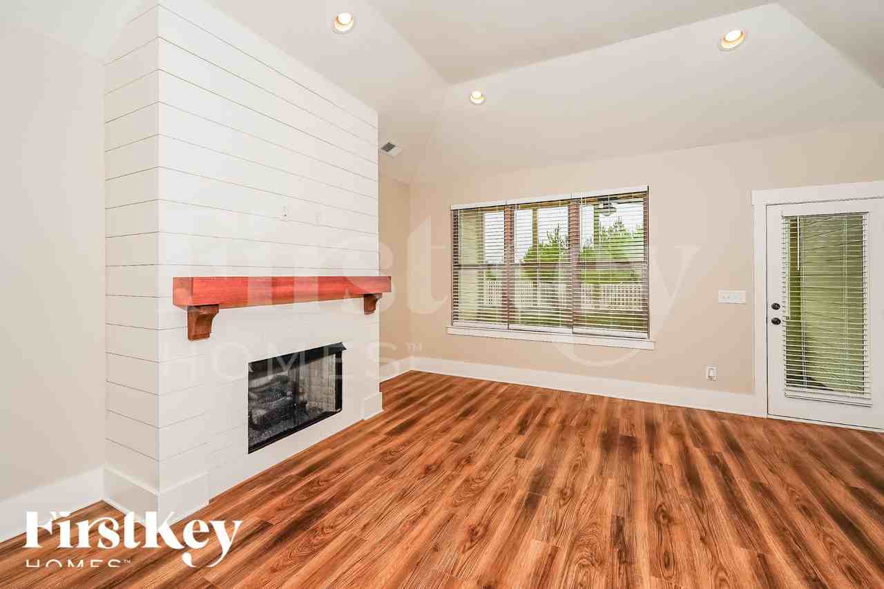 4953 Natalie Way - Photo 2 of 15