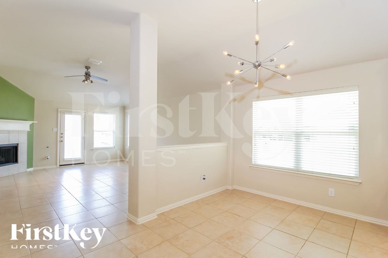 2865 Evening Mist Dr - Photo 6 of 18