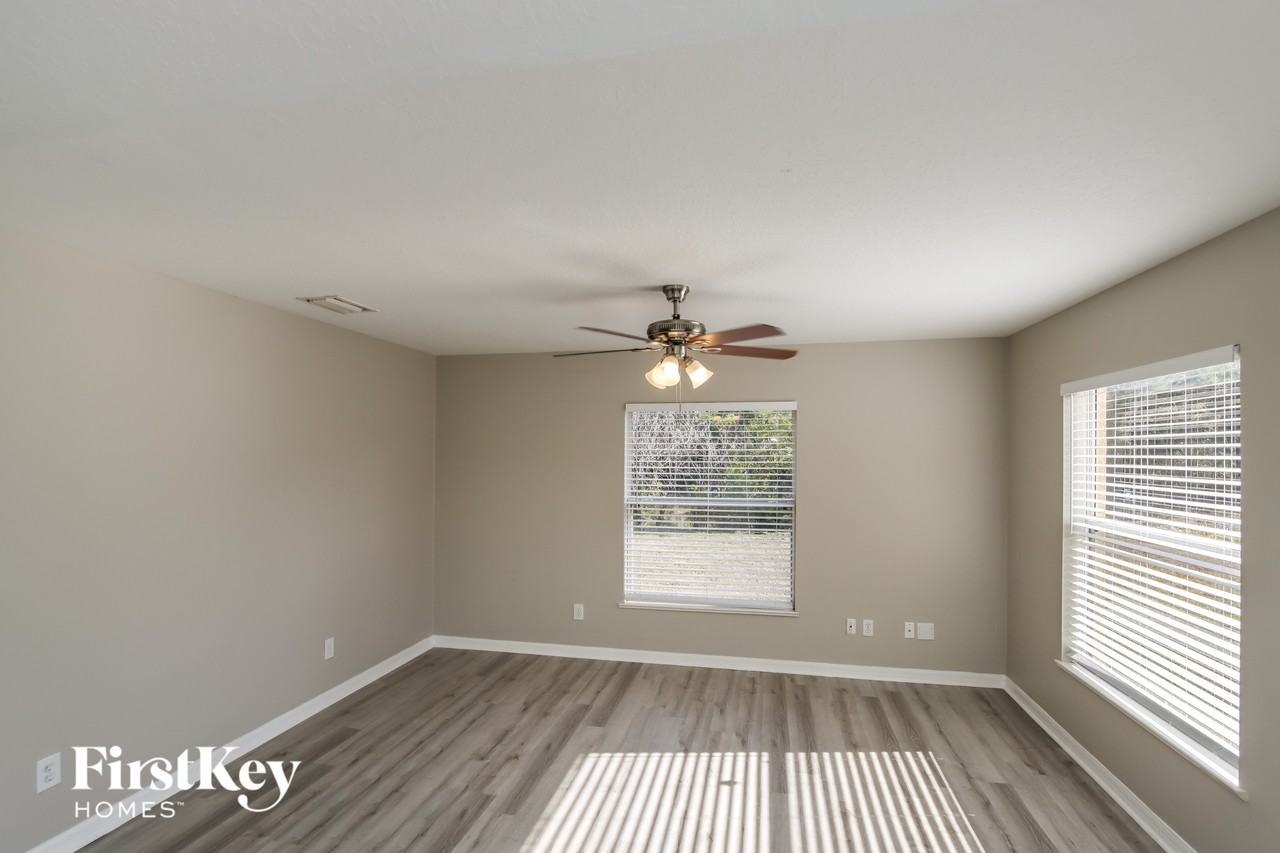 606 Reading St Se - Photo 7 of 15