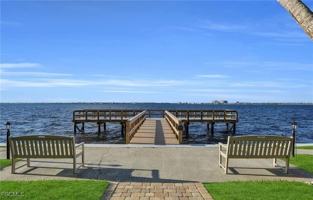 featured image of 1925 Clifford St Apt 101 #101