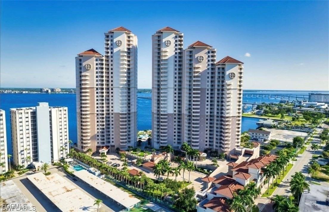 2104 W 1st St #1004 - Photo 2 of 42