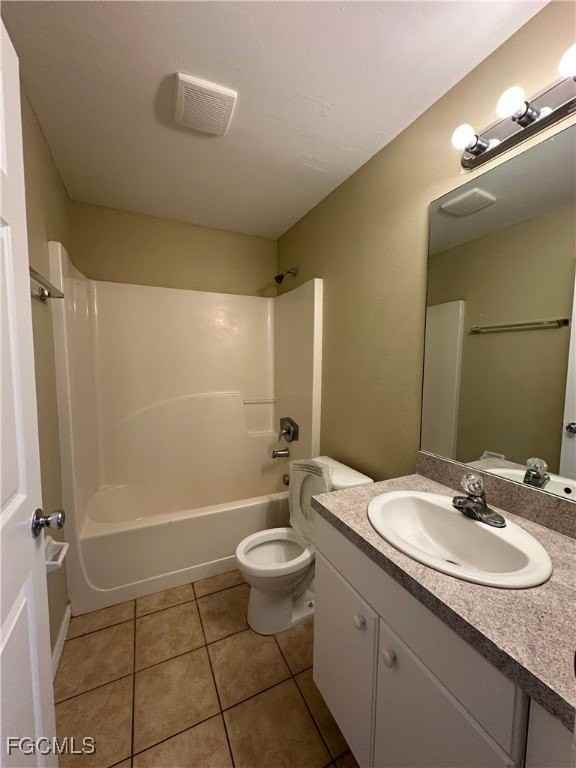 1125 Gilbert Ave S Unit 1125 #1125 - Photo 7 of 16