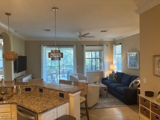10700 Cetrella Dr - Photo 4 of 24