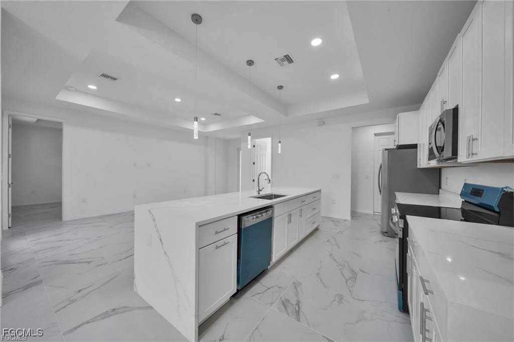 2805 26th St Sw - Photo 5 of 27