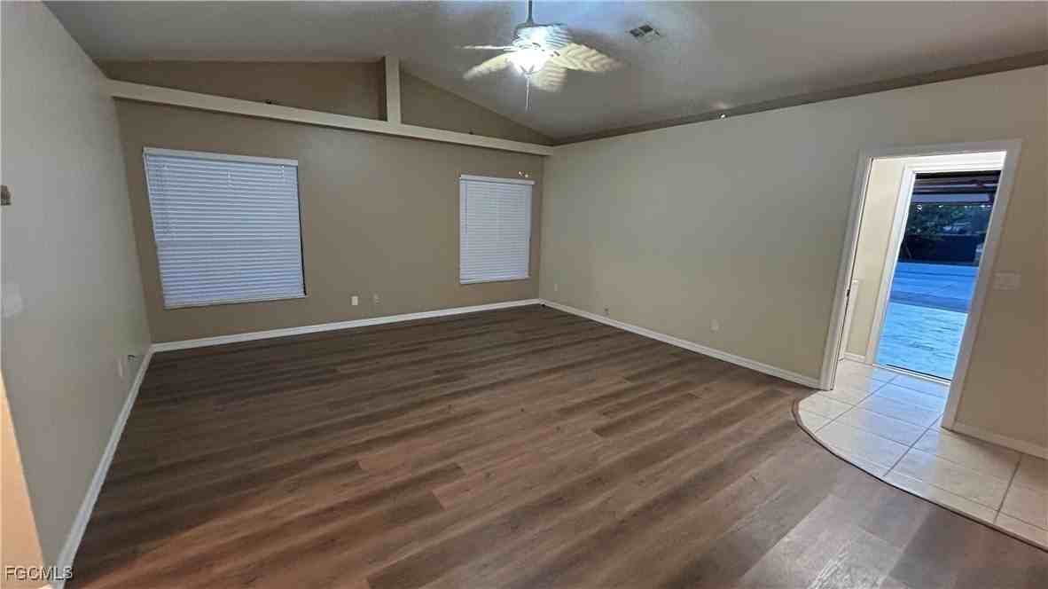 254 David Ave - Photo 7 of 15