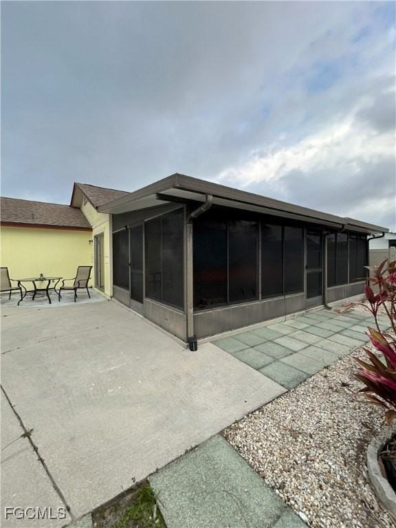 5560 Longleaf Dr - Photo 5 of 31