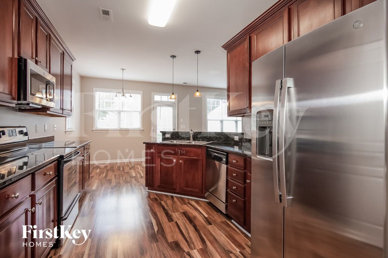 7523 Coastal Way - Photo 7 of 19