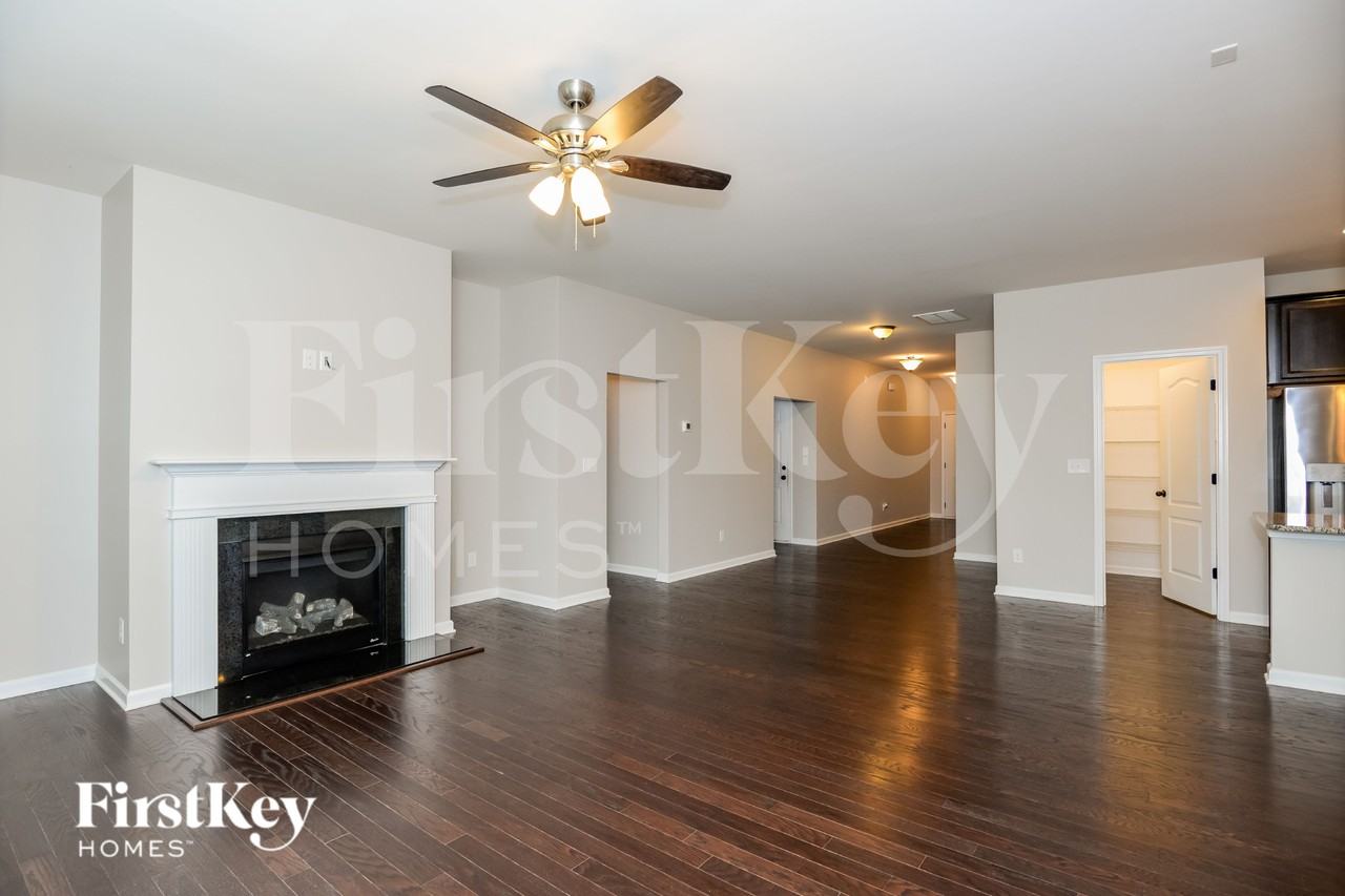 618 Gardenbrook Trl - Photo 3 of 18