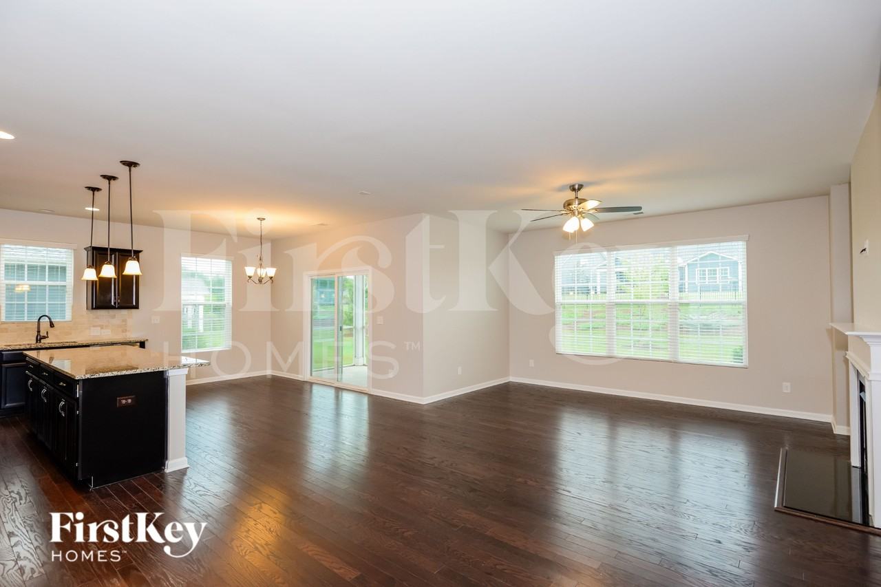 618 Gardenbrook Trl - Photo 5 of 18