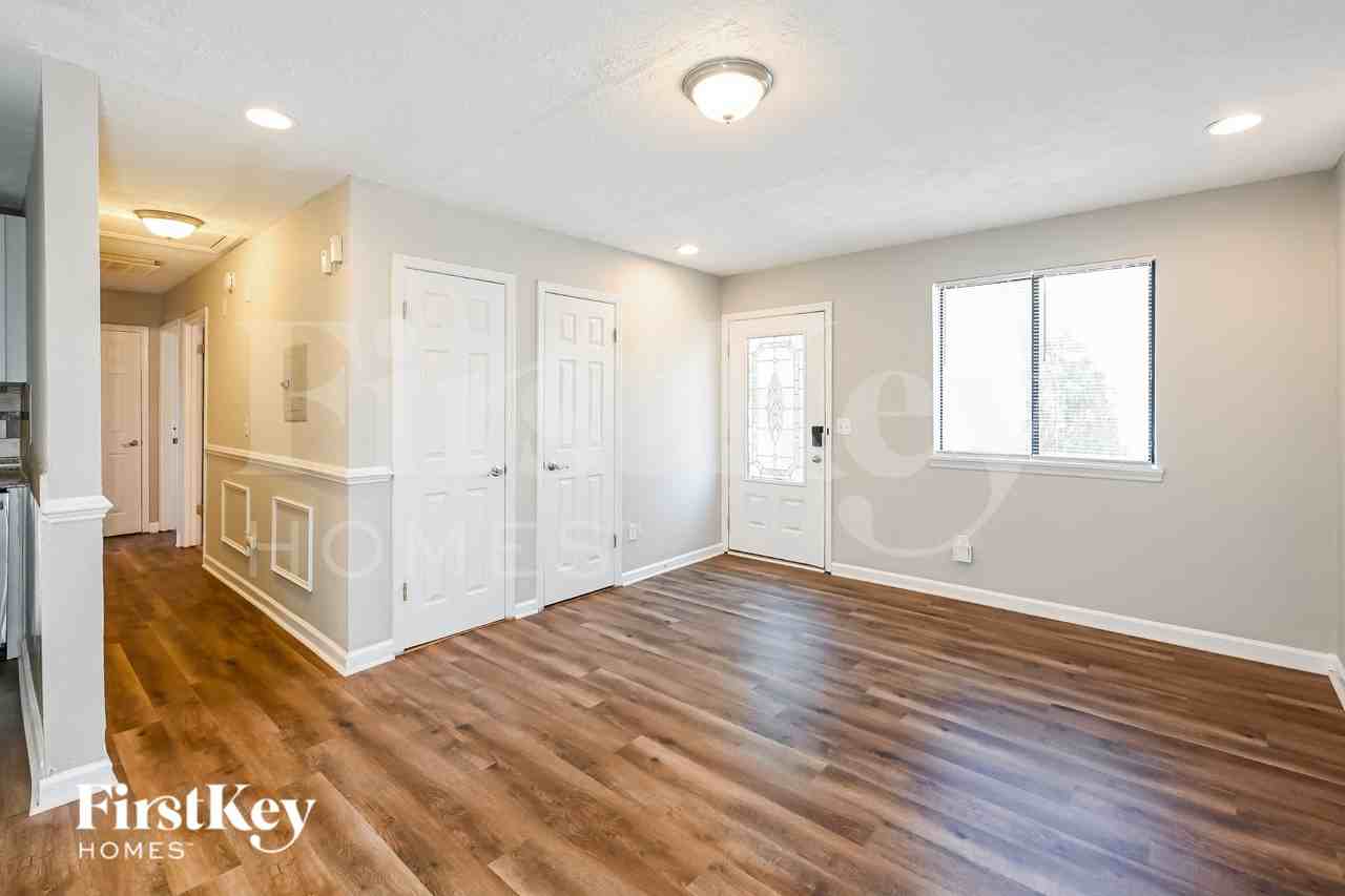 1506 Spender Dr - Photo 2 of 19