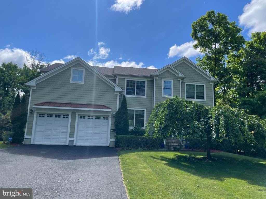 259 Mount Lucas Rd - Photo 2 of 50