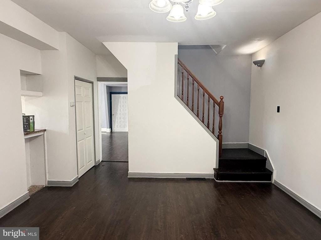 101 Mill Rd #A - Photo 4 of 17