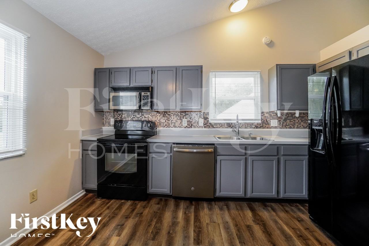 2872 Creith Ct - Photo 6 of 18