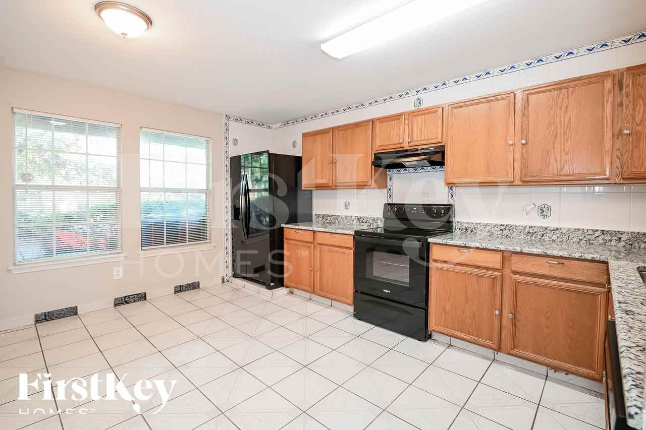 2969 Saint Albert Dr - Photo 6 of 18