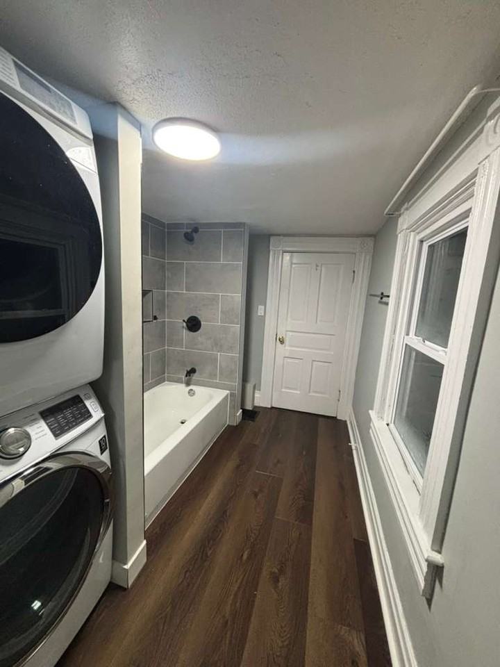 371 N Mulberry St #2 - Photo 7 of 10