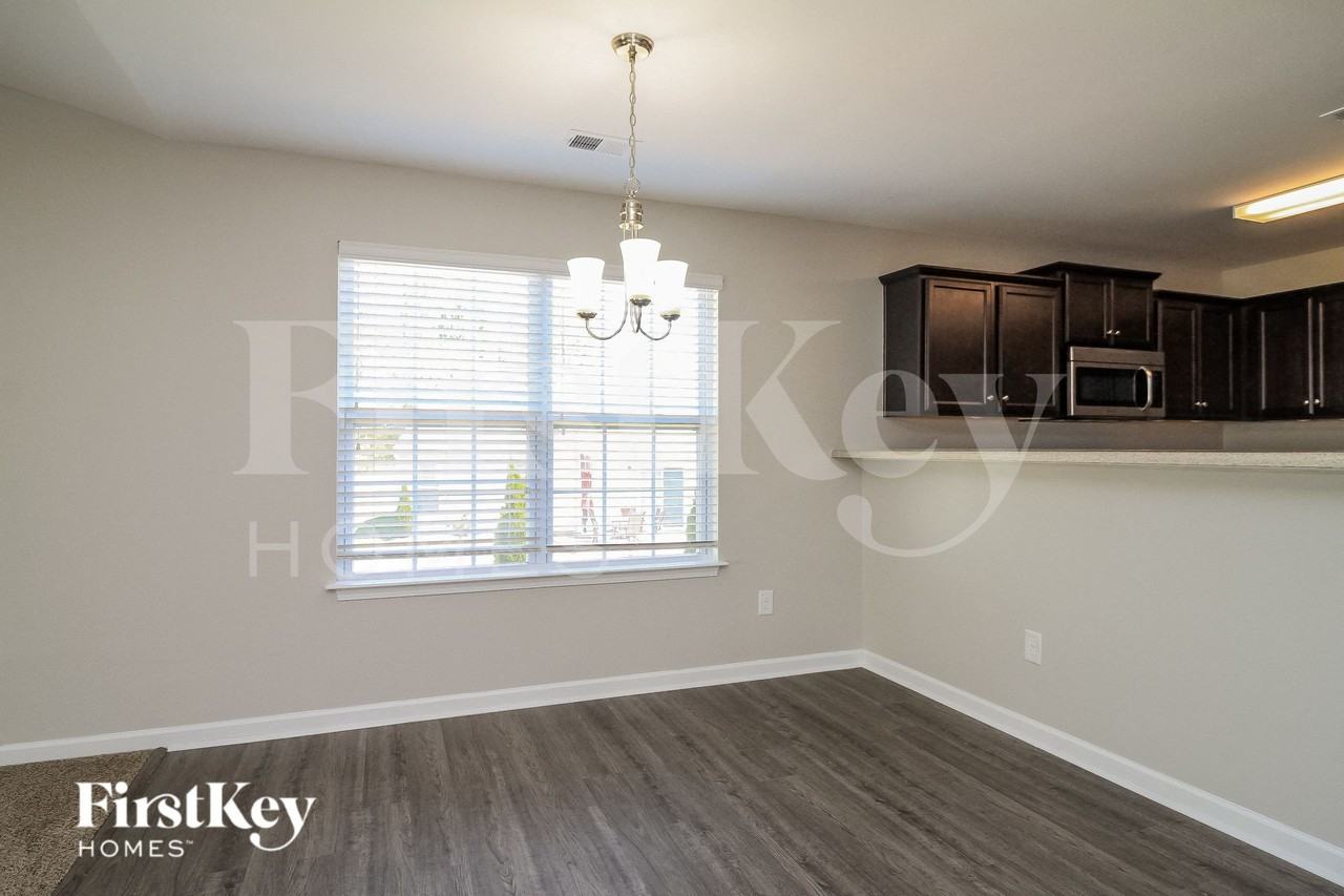 6413 Bentbrush St - Photo 5 of 15