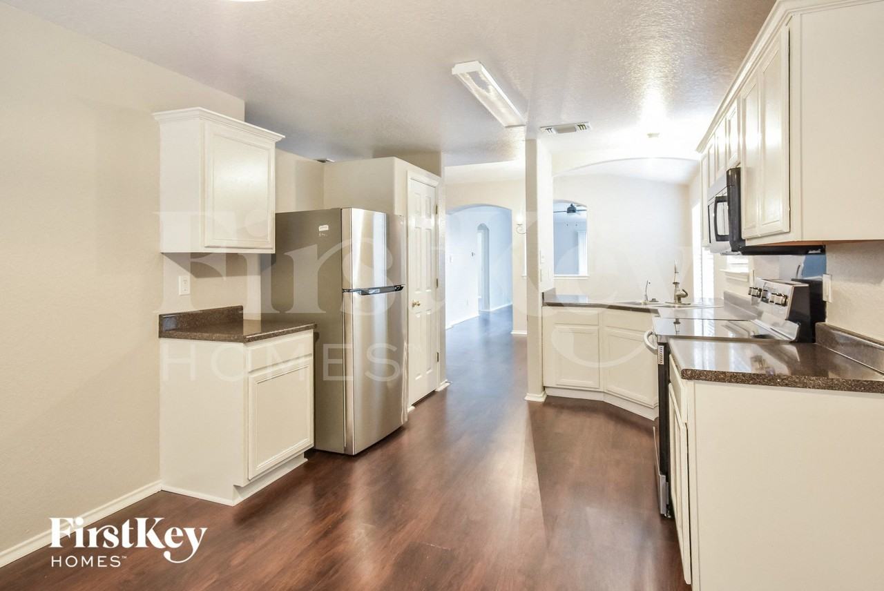 9407 Raton Fls - Photo 7 of 15