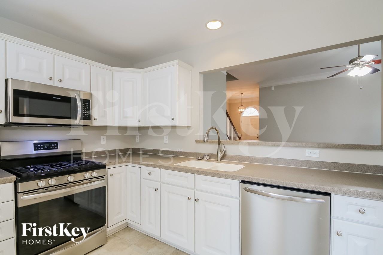 11508 Planters Estates Dr - Photo 7 of 19