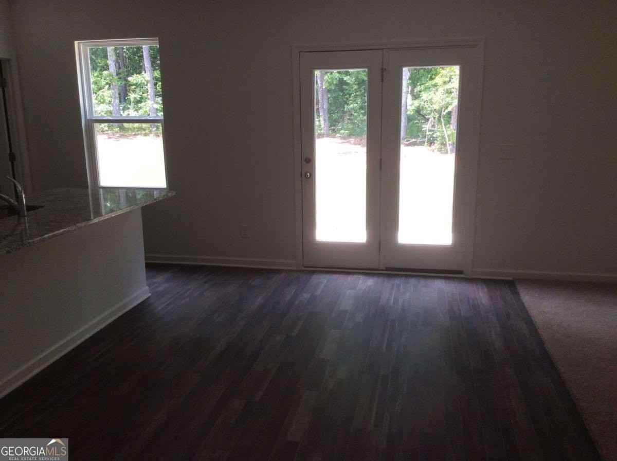 7288 Emma Ct - Photo 2 of 32