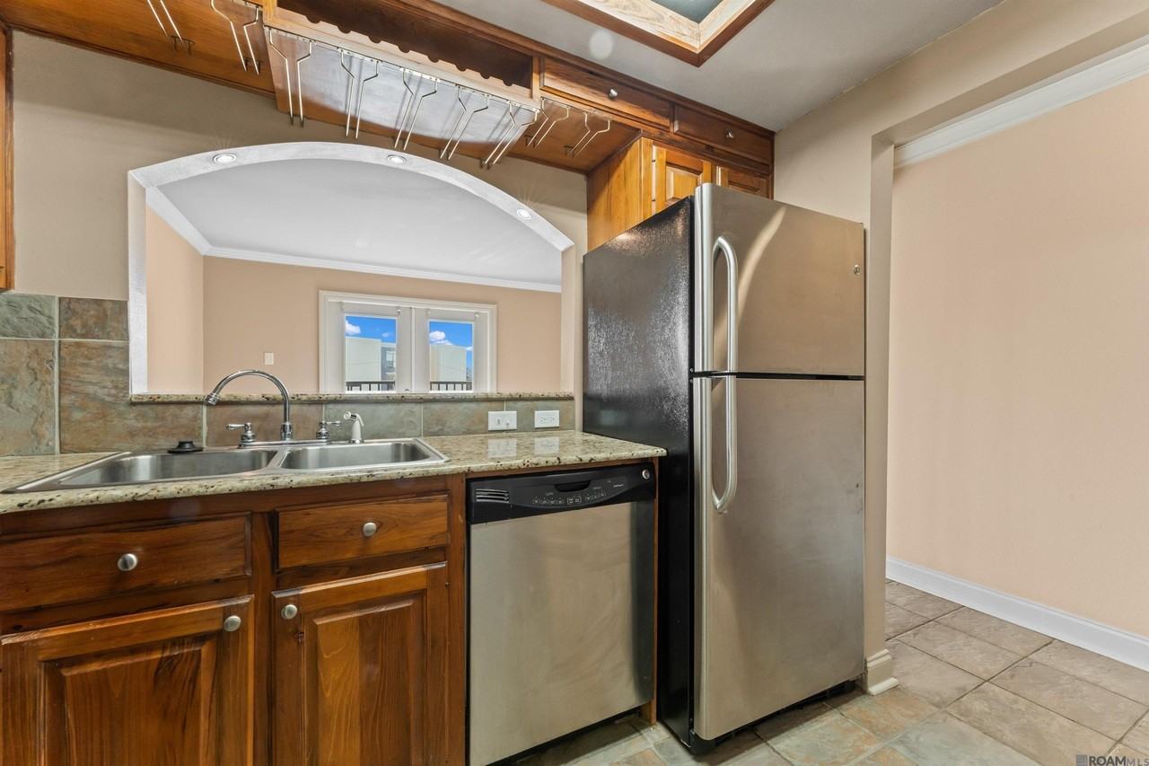 2045 N 3rd St #301 - Photo 6 of 25