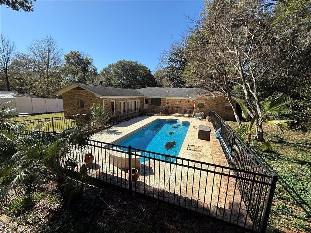 315 Gaines Ave - Photo 3 of 22