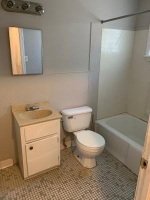 401 Saint Francis St #2 - Photo 5 of 9