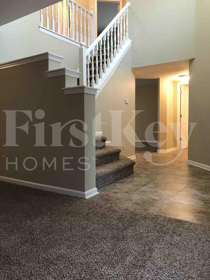 5851 Tybalt Ln - Photo 2 of 19