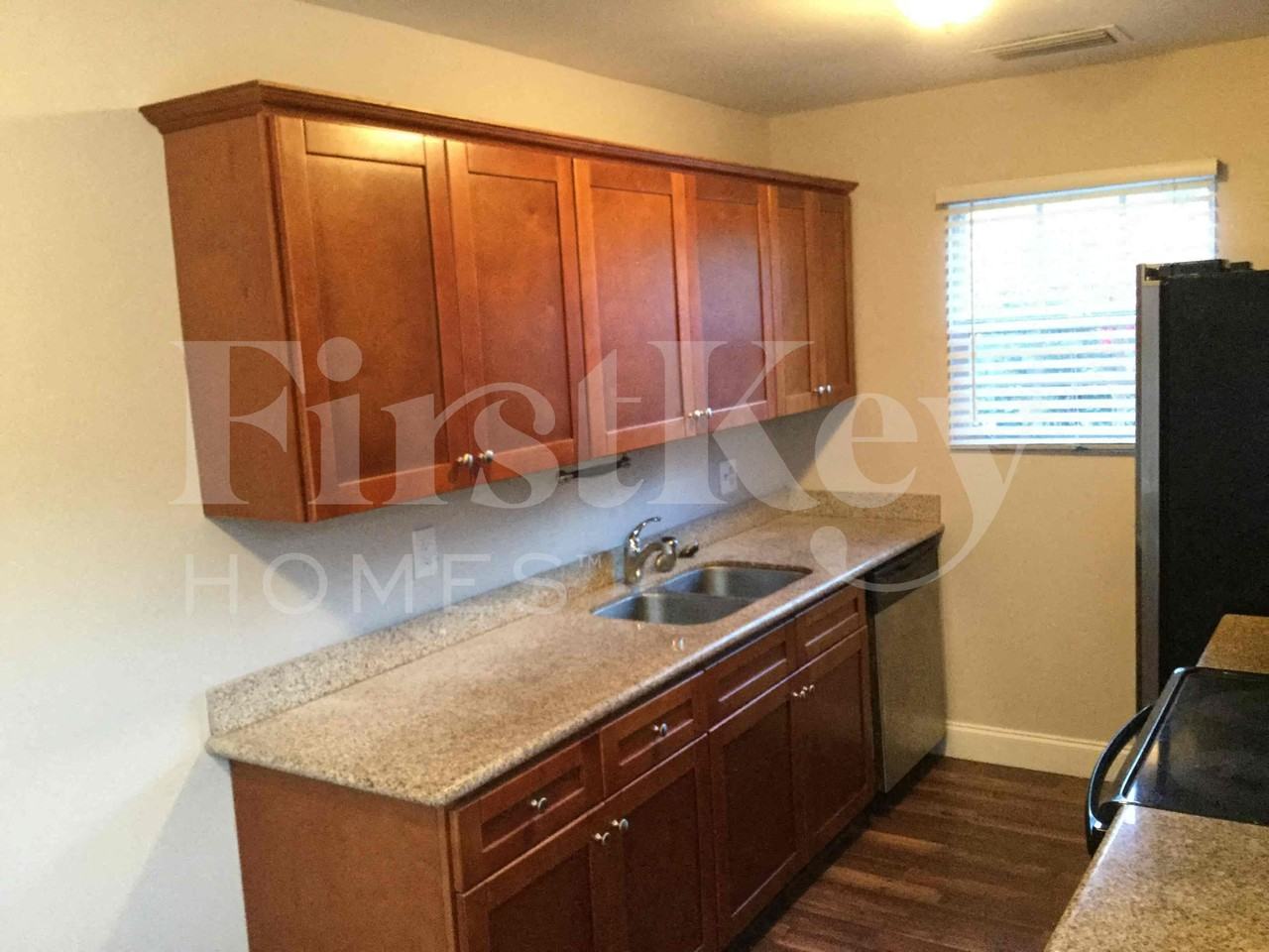 5227 Adams Rd - Photo 7 of 20