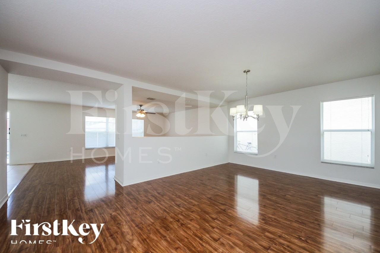 4457 Philadelphia Cir - Photo 6 of 18