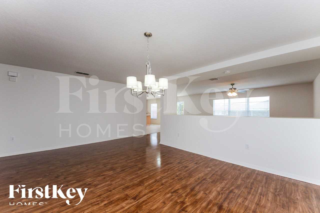 4457 Philadelphia Cir - Photo 7 of 18