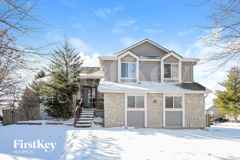 409 Sandra Ln - Photo 1 of 1