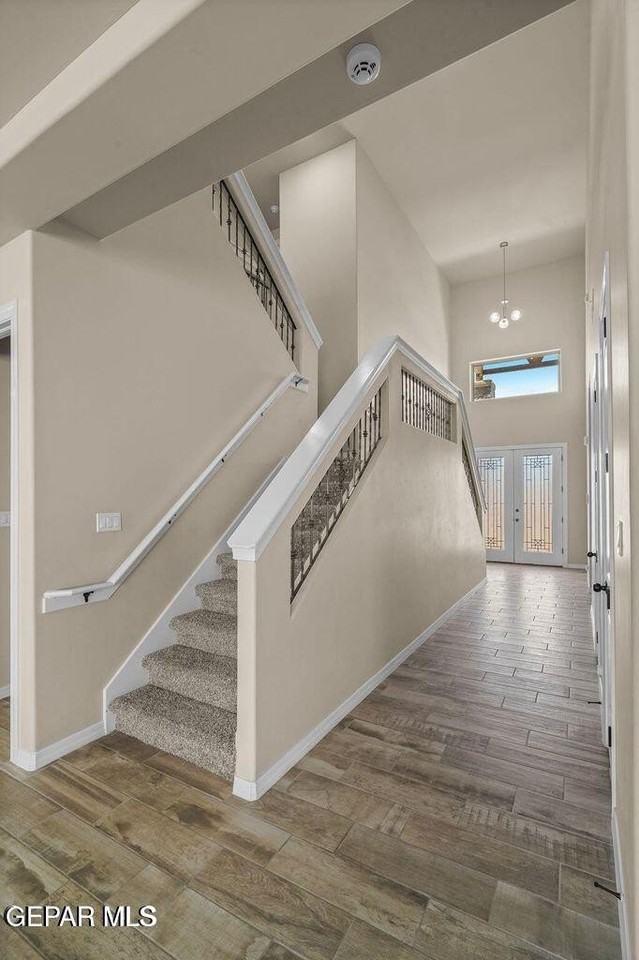 6148 Oleaster Dr - Photo 4 of 32