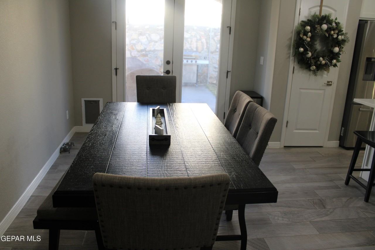 754 Flexford St - Photo 7 of 18