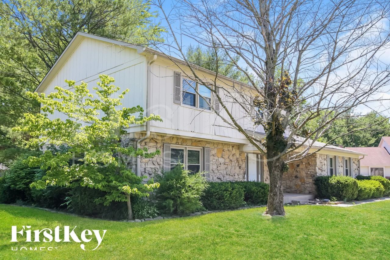 211 Banbury Rd - Photo 2 of 15